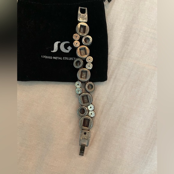 Sergio’s Metal Liquid Collection Crystal Bracelet - Picture 4 of 7